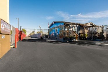 Storage Image 1