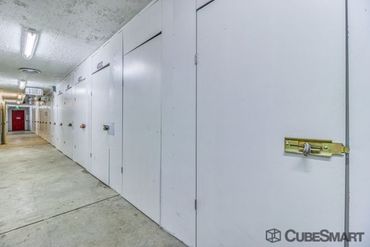 Storage Image 9