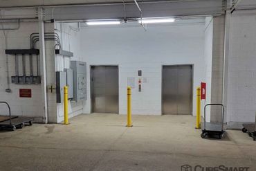 Storage Image 12