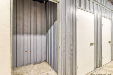 Storage Image 8