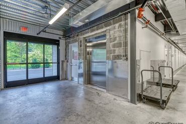 Storage Image 9