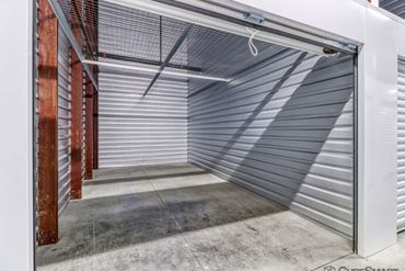Storage Image 8