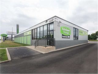 Facility Image