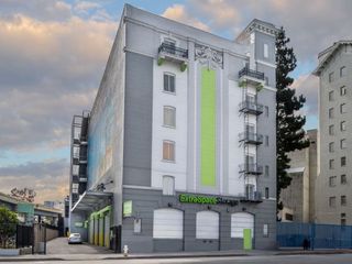 Facility Image