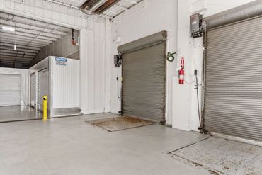 Storage Image 18