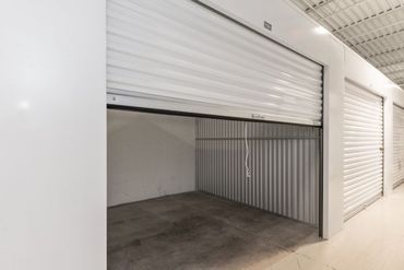 Storage Image 24
