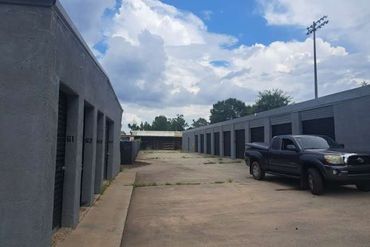 Storage Image 24