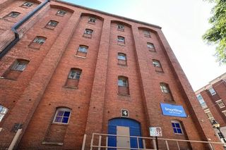 Facility Image