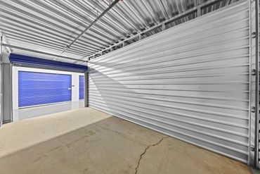 Storage Image 18