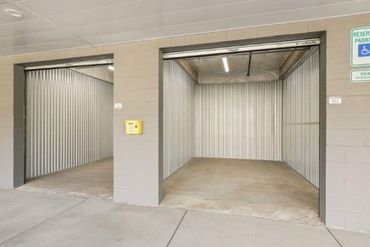 Storage Image 9
