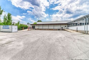 Storage Image 9