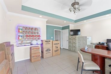 Storage Image 12