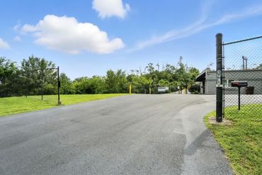 Storage Image 9